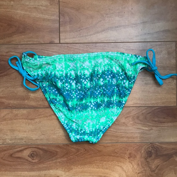 Turquoise and green crochet/ lace bikini - Picture 2 of 4